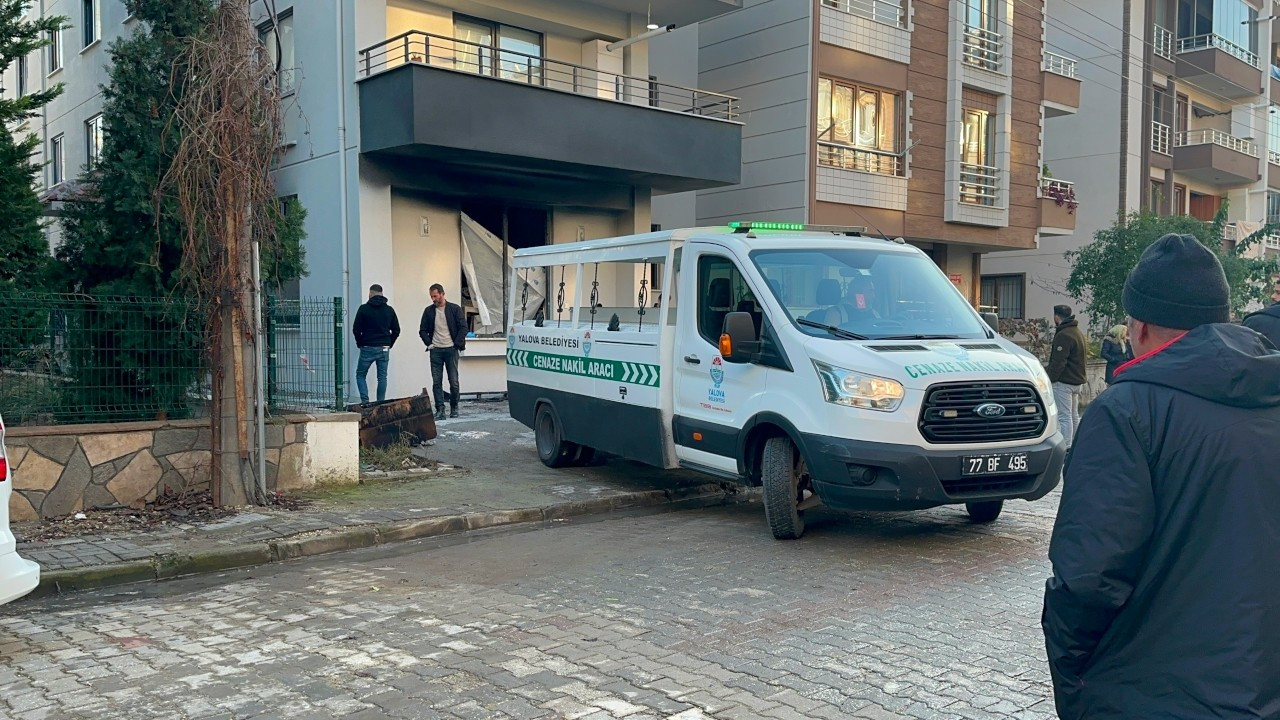 MS hastası kadın elektrikli sobadan çıkan yangında hayatını kaybetti